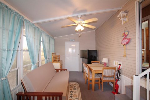 House in Moore Haven, Florida 1 bedroom № 1017786 - photo 25