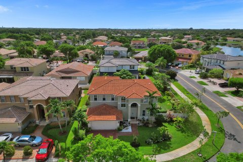 Villa ou maison à vendre à Miramar, Floride: 4 chambres, 297.66 m2 № 1227002 - photo 9