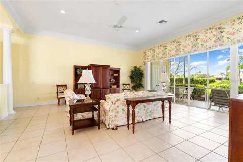 House in Vero Beach, Florida 3 bedrooms, 172.52 sq.m. № 1283883 - photo 10