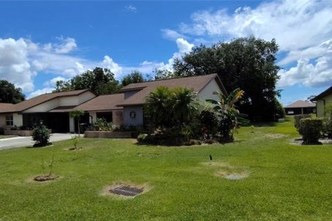 House in Lake Placid, Florida 2 bedrooms, 112.41 sq.m. № 1283907 - photo 3