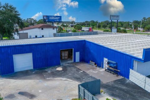 Propiedad comercial en venta en Orlando, Florida, 998.7 m2 № 1044421 - foto 21