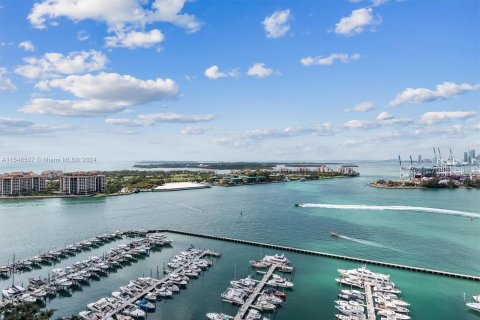 Condominio en venta en Miami Beach, Florida, 2 dormitorios, 101.26 m2 № 1059378 - foto 24