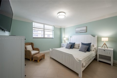 Condominio en venta en Hollywood, Florida, 2 dormitorios, 109.44 m2 № 1236035 - foto 9