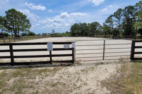 Купить земельный участок в Палм-Бей, Флорида № 1026897 - фото 2