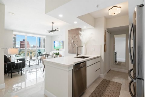 Condo in Fort Lauderdale, Florida, 2 bedrooms  № 1385950 - photo 15