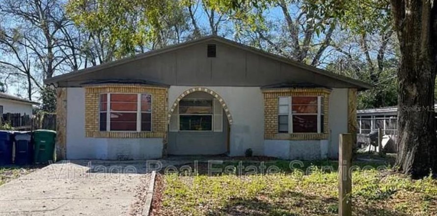 House in Tampa, Florida 3 bedrooms, 120.22 sq.m. № 1425689