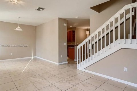 Townhouse in Homestead, Florida 3 bedrooms, 146.79 sq.m. № 1385994 - photo 4