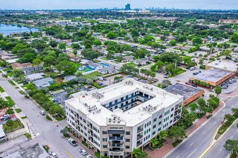 Condo in Davie, Florida, 1 bedroom  № 1385943 - photo 15