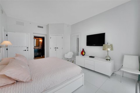 Condo in Miami Beach, Florida, 2 bedrooms  № 1386036 - photo 22