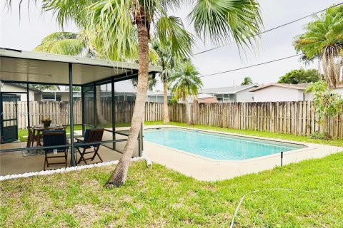 House in Sunrise, Florida 2 bedrooms, 97.27 sq.m. № 1397720 - photo 22