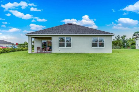 House in Lehigh Acres, Florida 4 bedrooms, 169.83 sq.m. № 1397719 - photo 10