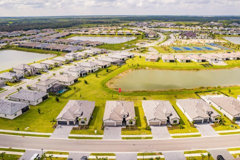 Villa ou maison à vendre à Fort Myers, Floride: 3 chambres, 226.12 m2 № 1073915 - photo 5