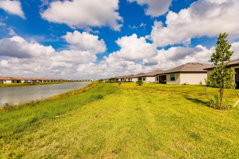 Villa ou maison à vendre à Fort Myers, Floride: 3 chambres, 226.12 m2 № 1073915 - photo 8