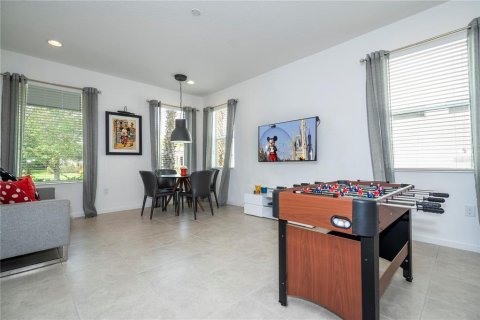 Villa ou maison à vendre à Kissimmee, Floride: 5 chambres, 282.61 m2 № 1334357 - photo 7