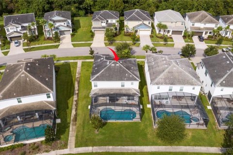 Villa ou maison à vendre à Kissimmee, Floride: 5 chambres, 282.61 m2 № 1334357 - photo 4