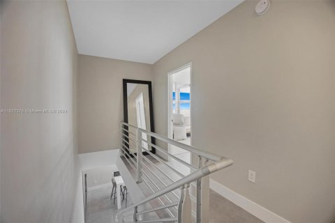 Copropriété à vendre à Miami Beach, Floride: 2 chambres, 158.12 m2 № 1269248 - photo 17