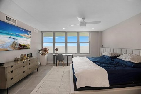 Copropriété à vendre à Miami Beach, Floride: 2 chambres, 158.12 m2 № 1269248 - photo 8