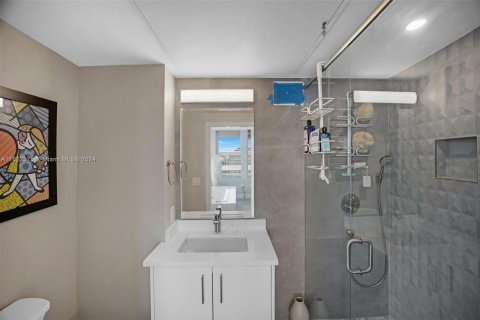 Copropriété à vendre à Miami Beach, Floride: 2 chambres, 158.12 m2 № 1269248 - photo 19