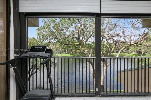 Condo in Coconut Creek, Florida, 2 bedrooms  № 1352155 - photo 20