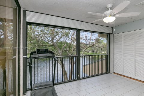 Copropriété à vendre à Coconut Creek, Floride: 2 chambres, 88.72 m2 № 1352155 - photo 19