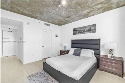 Copropriété à louer à Miami, Floride: 1 chambre, 68.75 m2 № 1352207 - photo 6