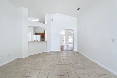 Villa ou maison à vendre à Kissimmee, Floride: 4 chambres, 181.81 m2 № 1356477 - photo 9