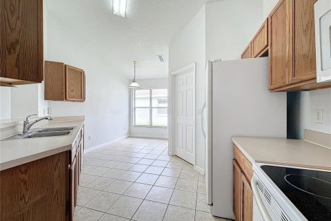 Casa en venta en Kissimmee, Florida, 4 dormitorios, 181.81 m2 № 1356477 - foto 15