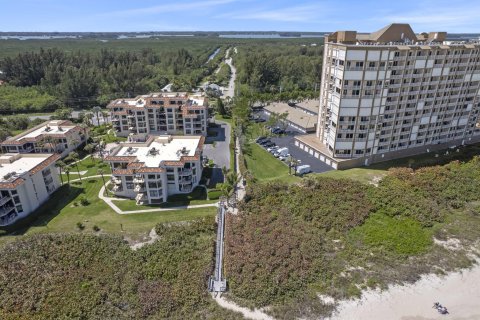 Villa ou maison à vendre à Hutchinson Island South, Floride: 3 chambres, 186.55 m2 № 1076822 - photo 3