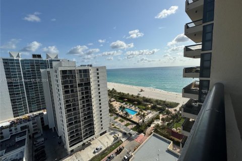 Condominio en venta en Miami Beach, Florida, 2 dormitorios, 93.37 m2 № 1076345 - foto 28