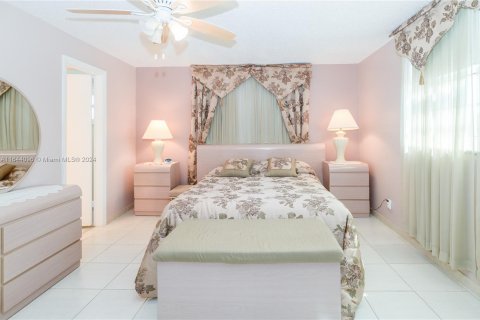 Copropriété à vendre à Dania Beach, Floride: 2 chambres, 110.55 m2 № 1328984 - photo 28