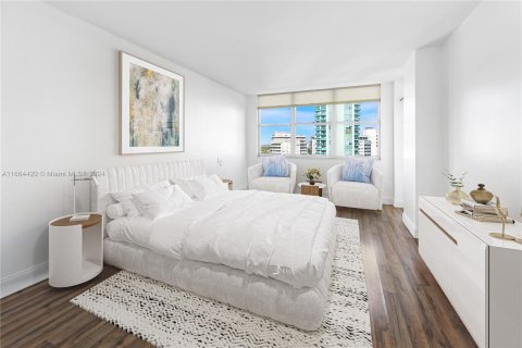 Condo in Miami Beach, Florida, 2 bedrooms  № 1389878 - photo 19