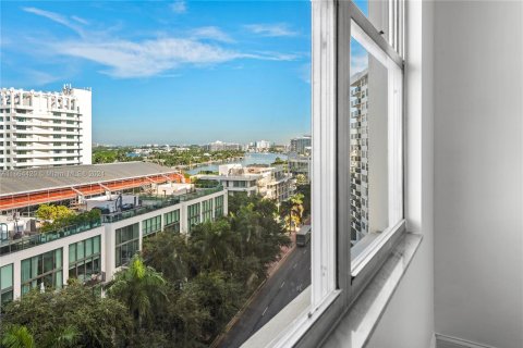 Condominio en venta en Miami Beach, Florida, 2 dormitorios, 119.84 m2 № 1389878 - foto 15