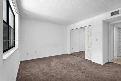 Condominio en venta en Weston, Florida, 2 dormitorios, 113.34 m2 № 1059761 - foto 25