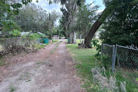 Terreno en venta en Zephyrhills, Florida № 1204048 - foto 2