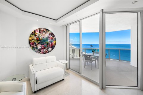 Condo in Miami Beach, Florida, 2 bedrooms  № 1039917 - photo 6