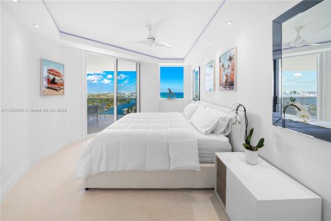 Copropriété à vendre à Miami Beach, Floride: 2 chambres, 138.42 m2 № 1039917 - photo 13