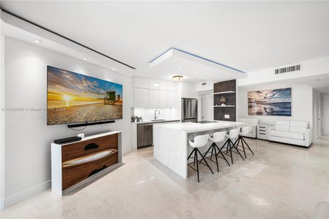 Copropriété à vendre à Miami Beach, Floride: 2 chambres, 138.42 m2 № 1039917 - photo 10