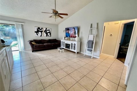 Купить виллу или дом в Брэндон, Флорида 5 комнат, 168.25м2, № 1048481 - фото 12