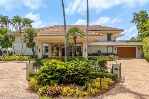 House in Key Biscayne, Florida 8 bedrooms, 850.89 sq.m. № 1292586 - photo 5