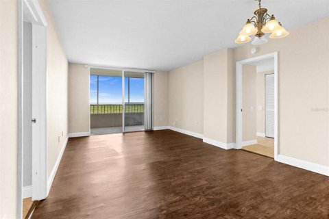 Condo in Clearwater, Florida, 2 bedrooms  № 1064698 - photo 5