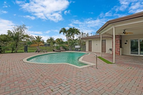 Villa ou maison à vendre à Coral Springs, Floride: 4 chambres, 195.09 m2 № 1073876 - photo 7