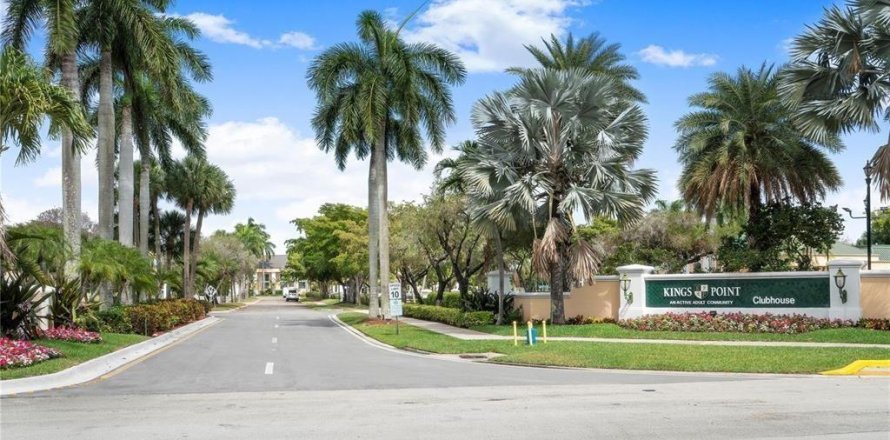 Condo in Tamarac, Florida, 2 bedrooms  № 1217187