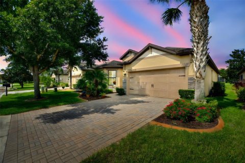 Villa ou maison à vendre à Davenport, Floride: 3 chambres, 179.12 m2 № 1340062 - photo 1