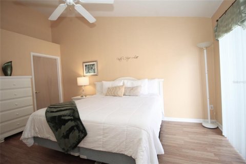 Condo in Kissimmee, Florida, 3 bedrooms  № 1340027 - photo 11