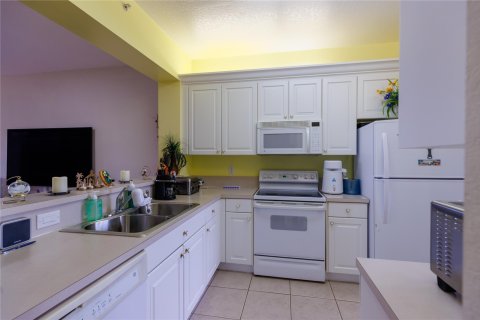 Condo in Tamarac, Florida, 2 bedrooms  № 1050036 - photo 17