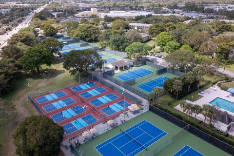 Copropriété à vendre à Coconut Creek, Floride: 2 chambres, 121.42 m2 № 1050035 - photo 9