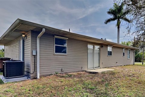 Casa en venta en Punta Gorda, Florida, 3 dormitorios, 93.65 m2 № 1042329 - foto 14