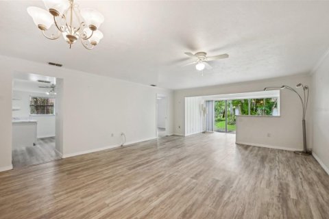 Condominio en venta en Bradenton, Florida, 2 dormitorios, 107.21 m2 № 1406620 - foto 8