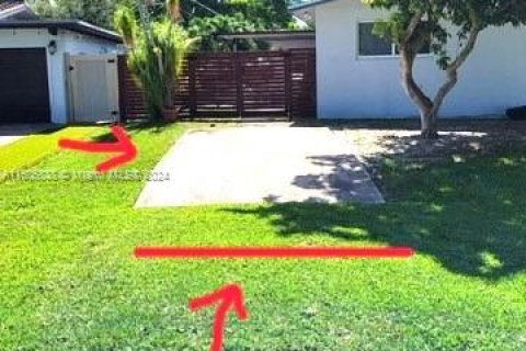 Casa en venta en Wilton Manors, Florida, 3 dormitorios, 143.16 m2 № 1240499 - foto 21