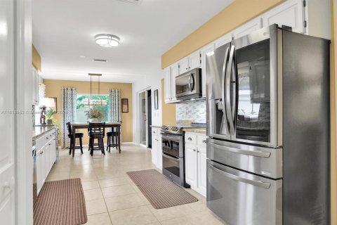 Villa ou maison à vendre à Boynton Beach, Floride: 3 chambres, 217.39 m2 № 1240500 - photo 28